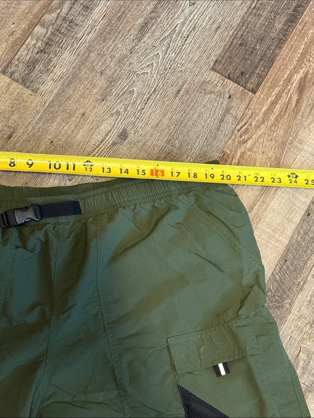 Eddie Bauer EbTek Vintage Lined Green Men’s Hiking Shorts Size XXL